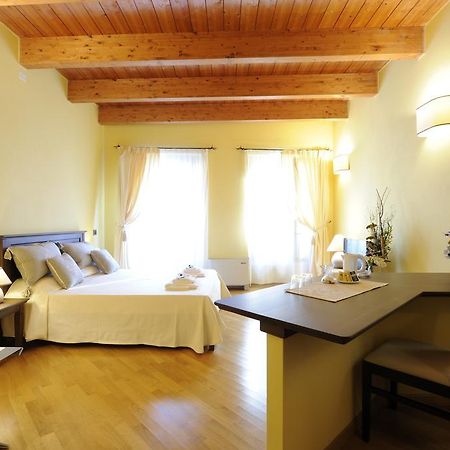 Piazza Azuni 18 Guest House 사사리 외부 사진