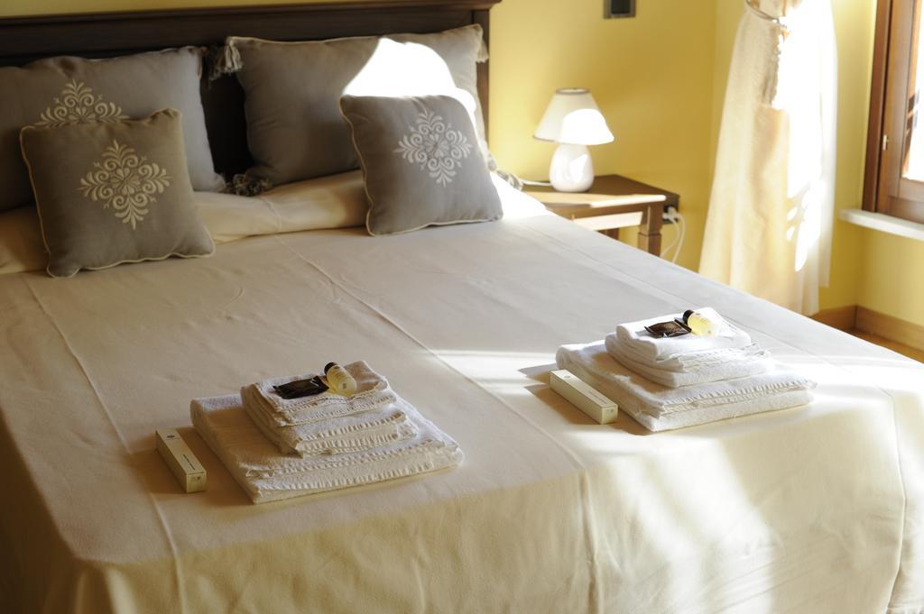 Piazza Azuni 18 Guest House 사사리 외부 사진