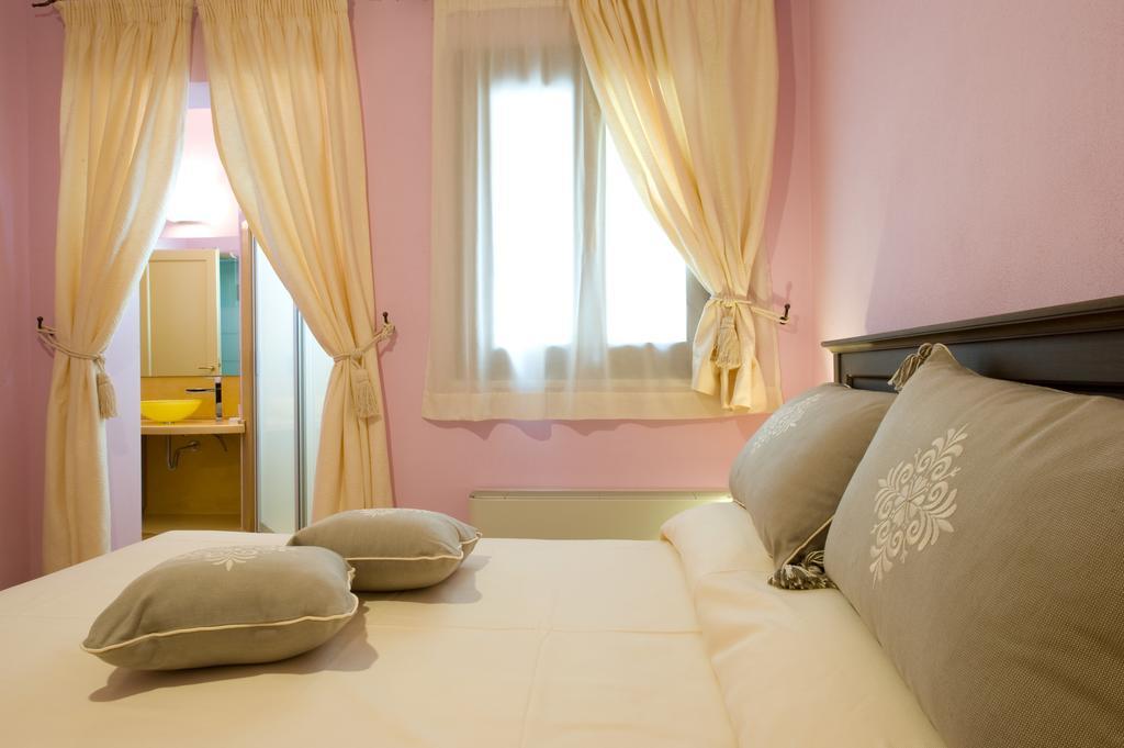 Piazza Azuni 18 Guest House 사사리 객실 사진